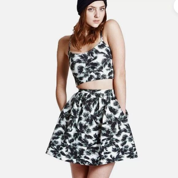 Torn by Ronny Kobo black and green print matching skirt and crop top NWT size XS - Picture 16 of 16
